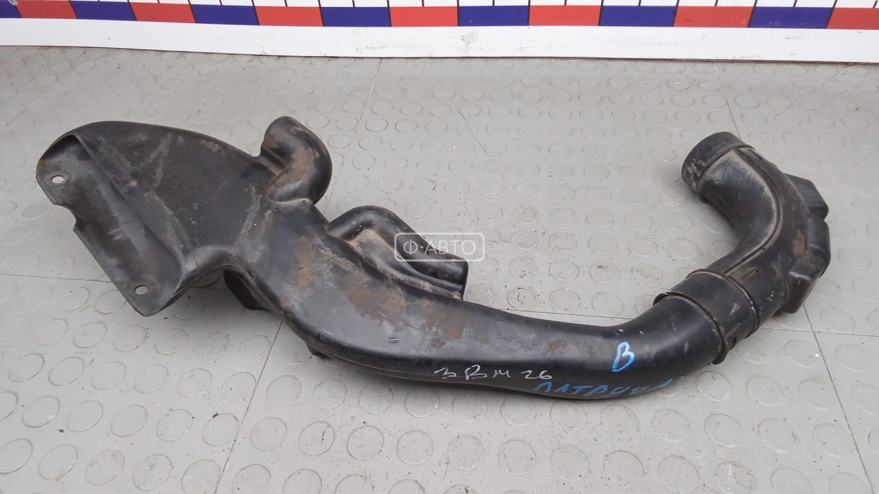 Патрубок воздушного фильтра