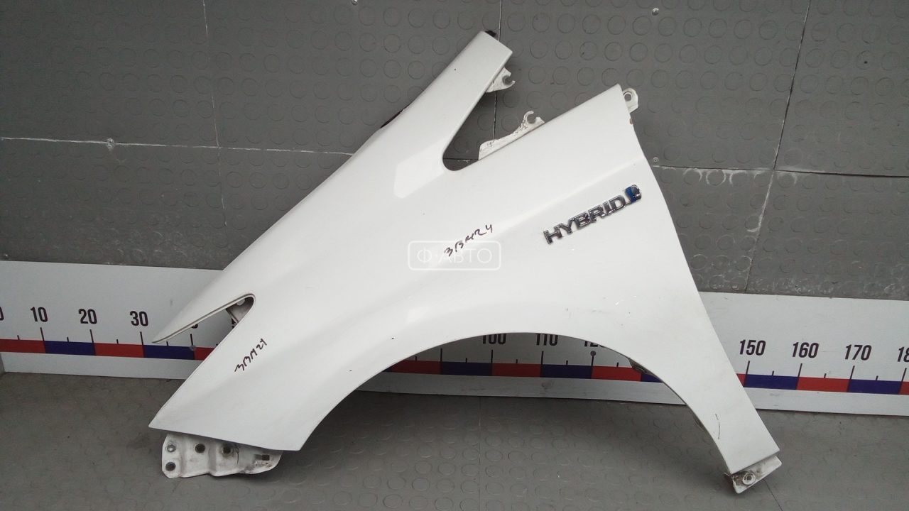 Крыло переднее левое