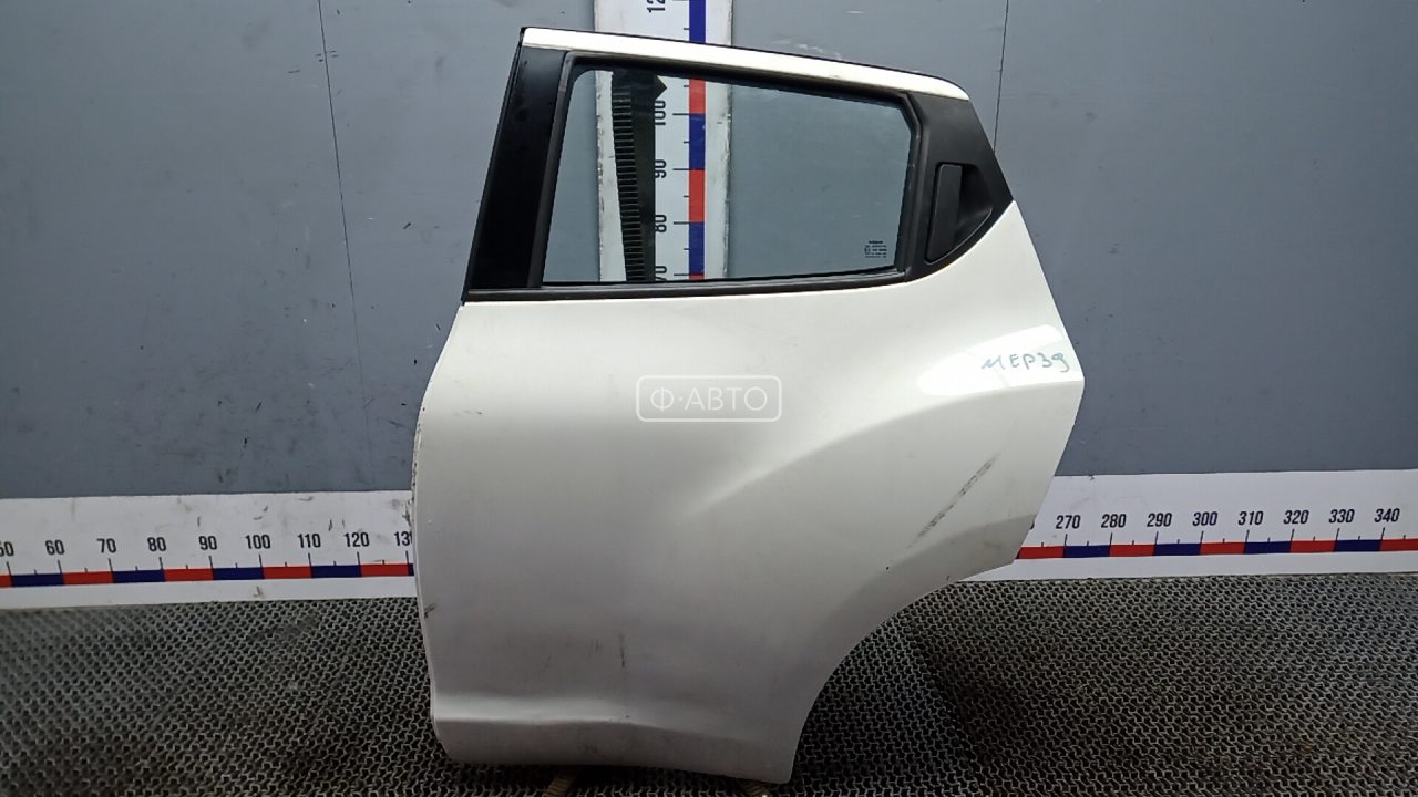 Дверь задняя левая