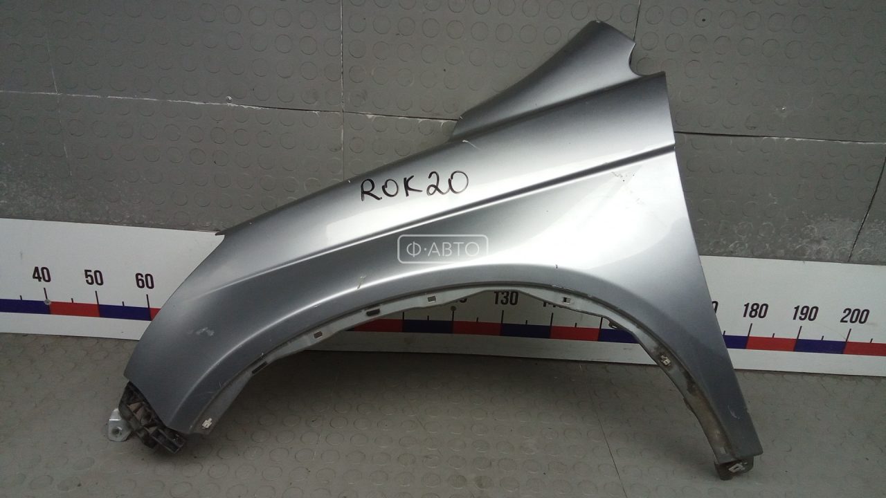 Крыло переднее левое