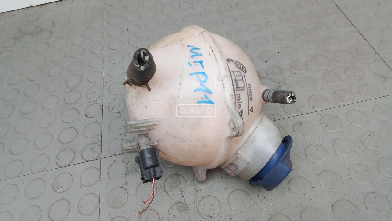 Бачок расширительный