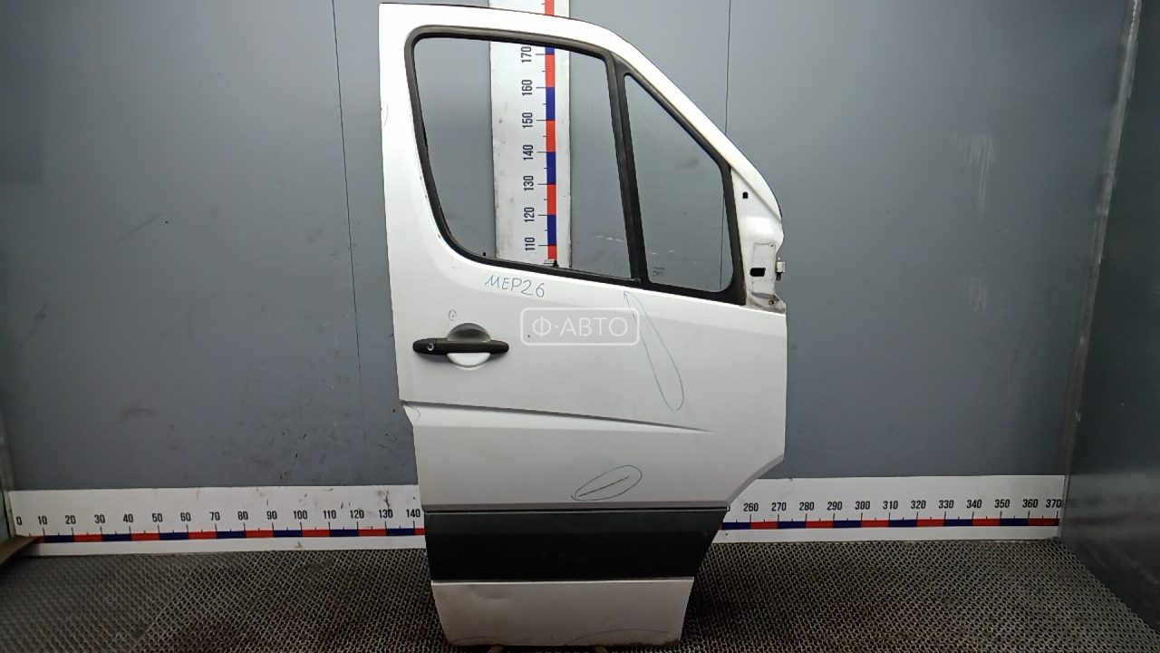 Дверь передняя правая