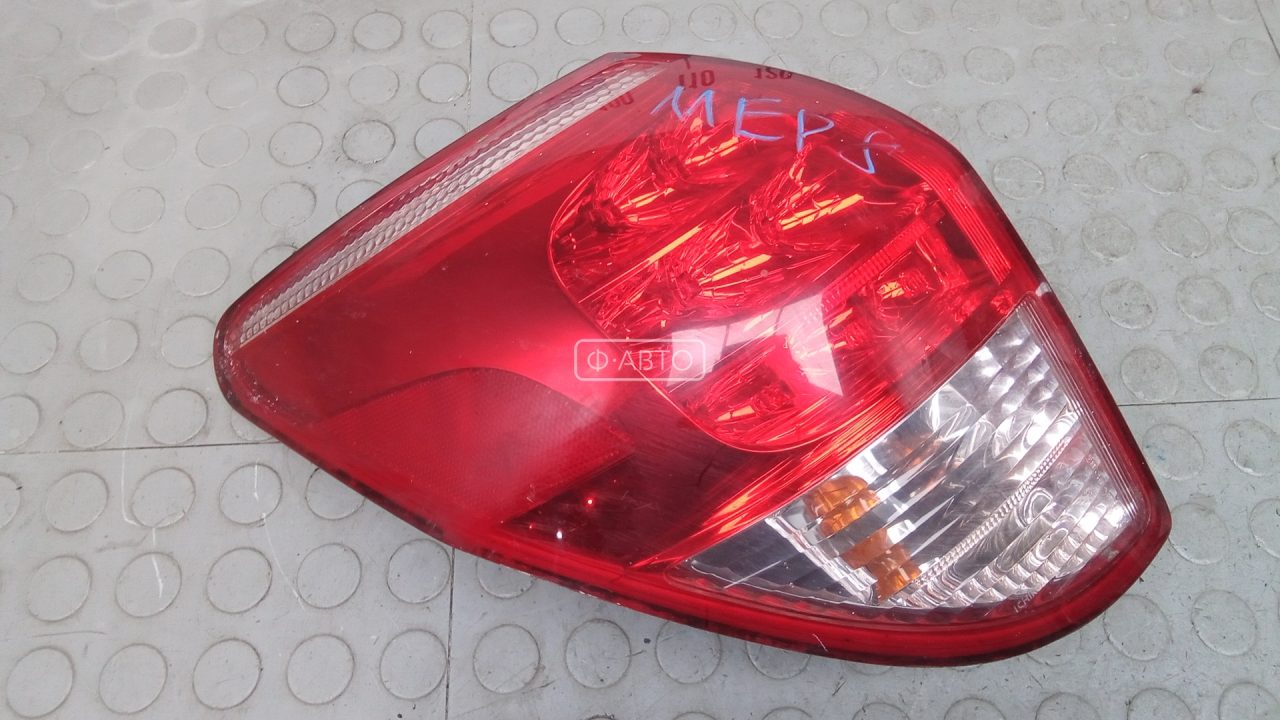 Фонарь задний левый