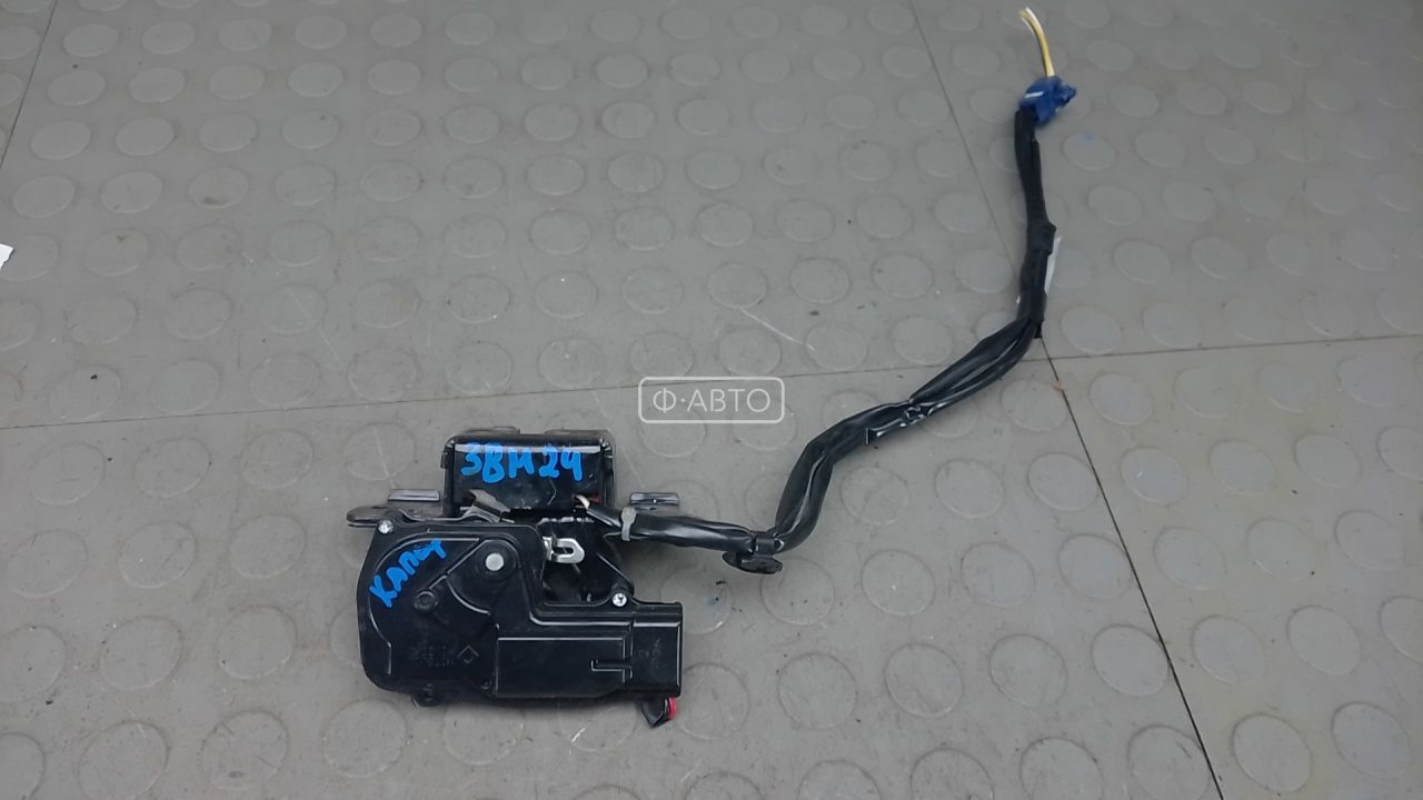 Замок капота