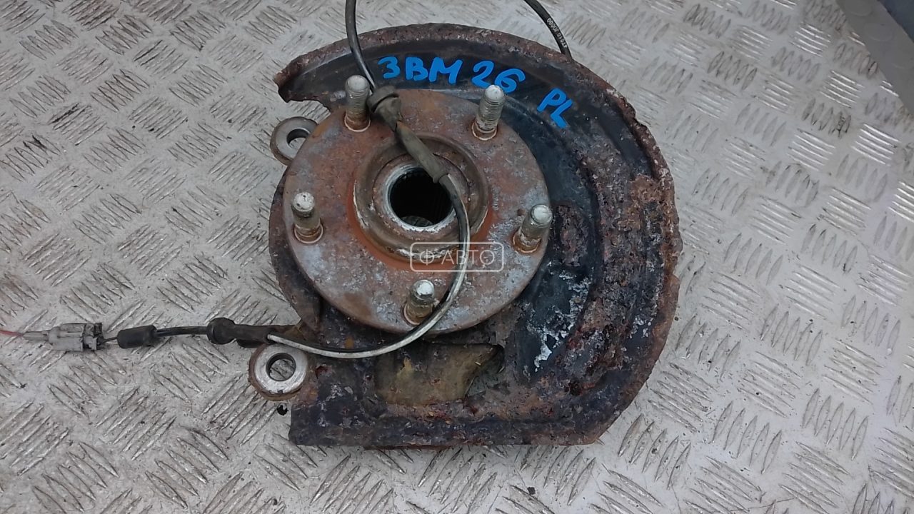 Ступица передняя левая