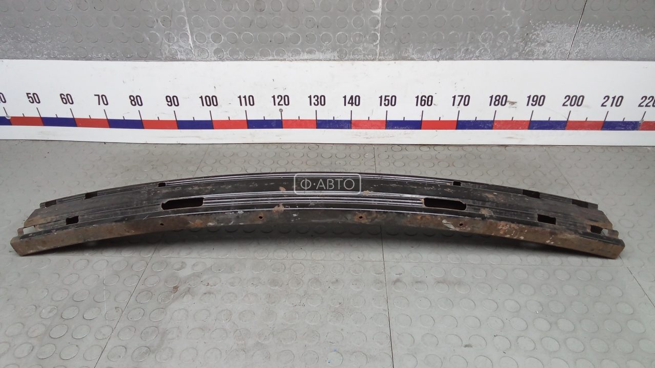 Усилитель бампера передний (кронштейн)