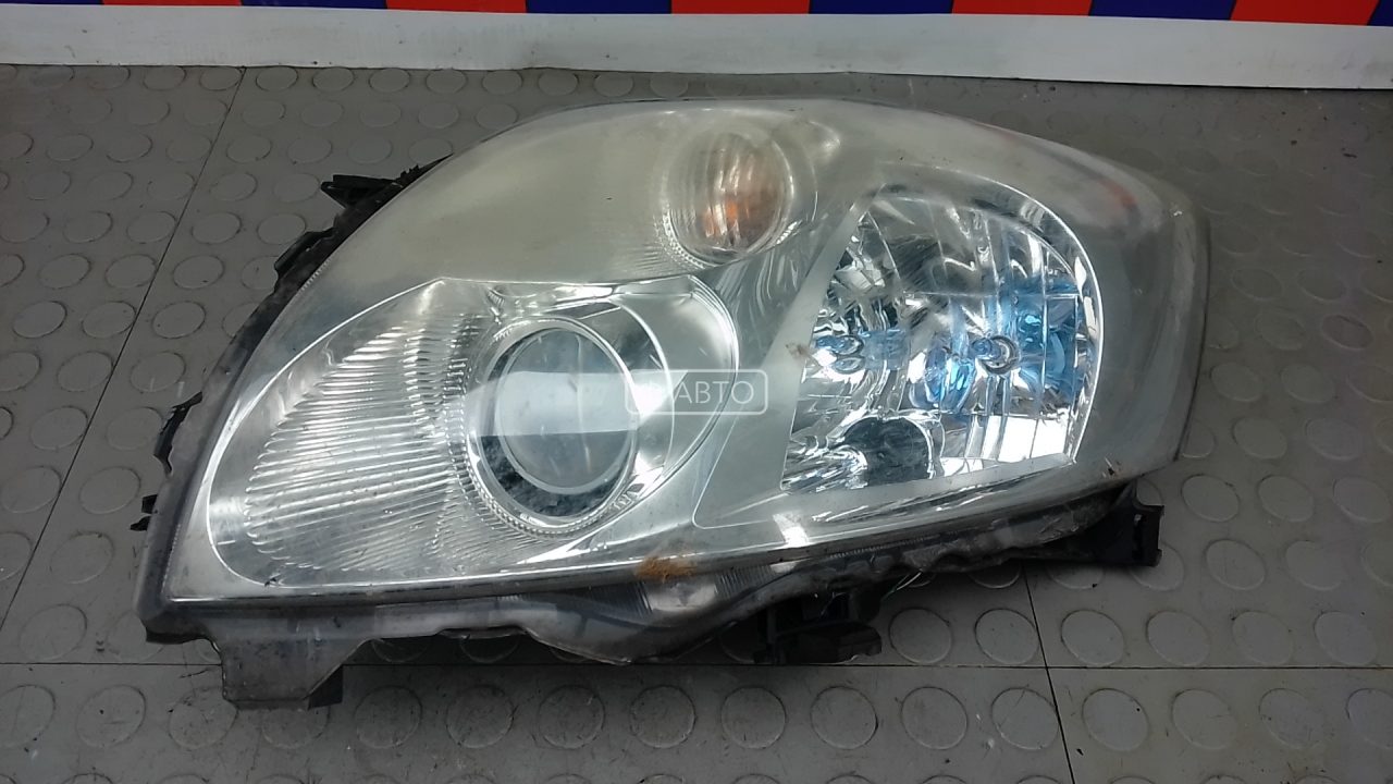 Фара левая
