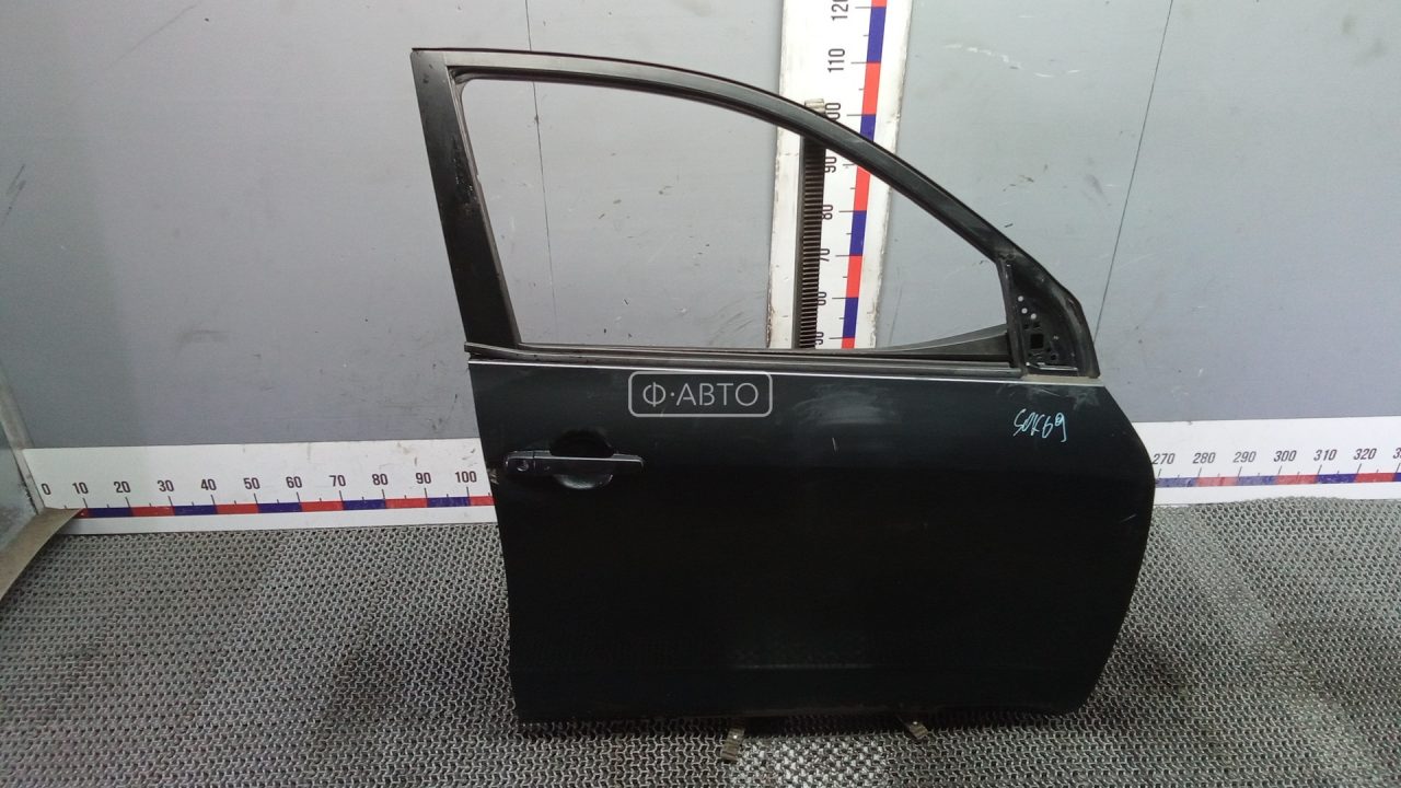 Дверь передняя правая