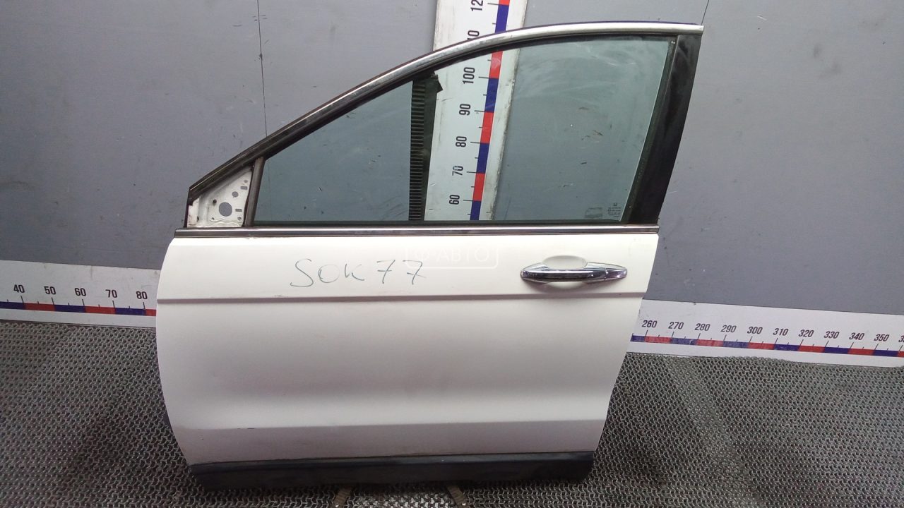 Дверь передняя левая