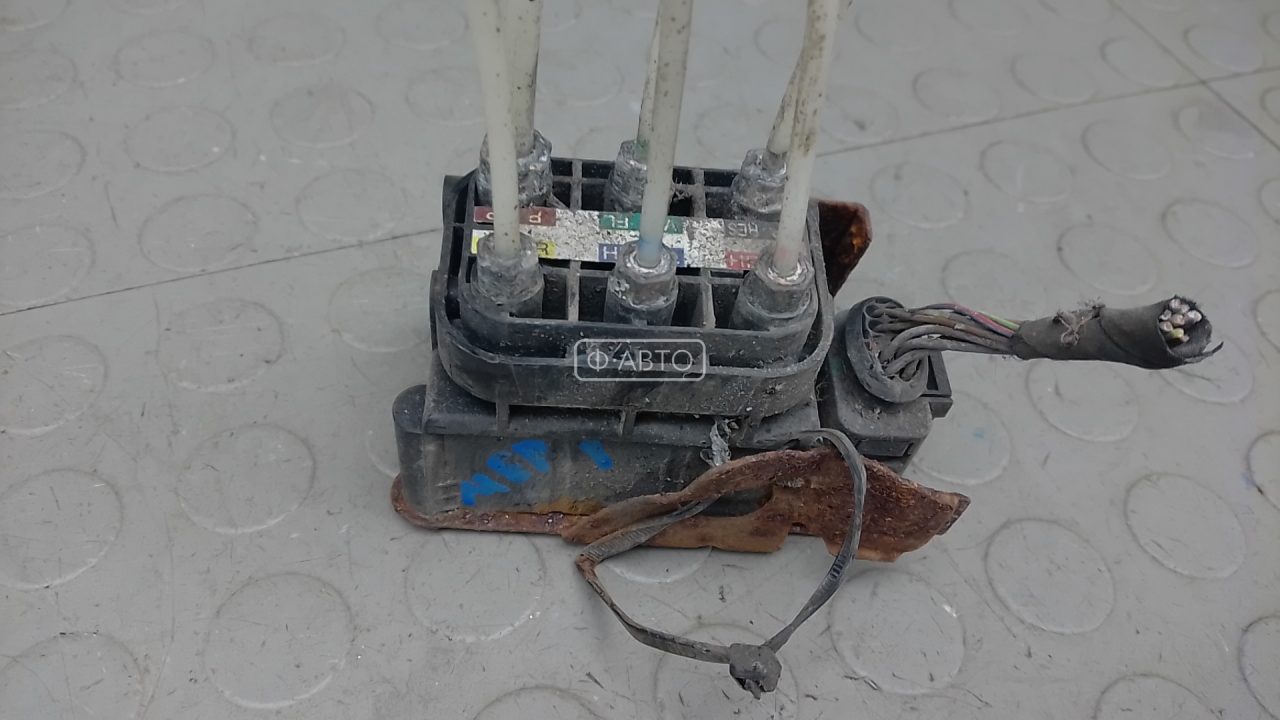 Клапан пневмоподвески