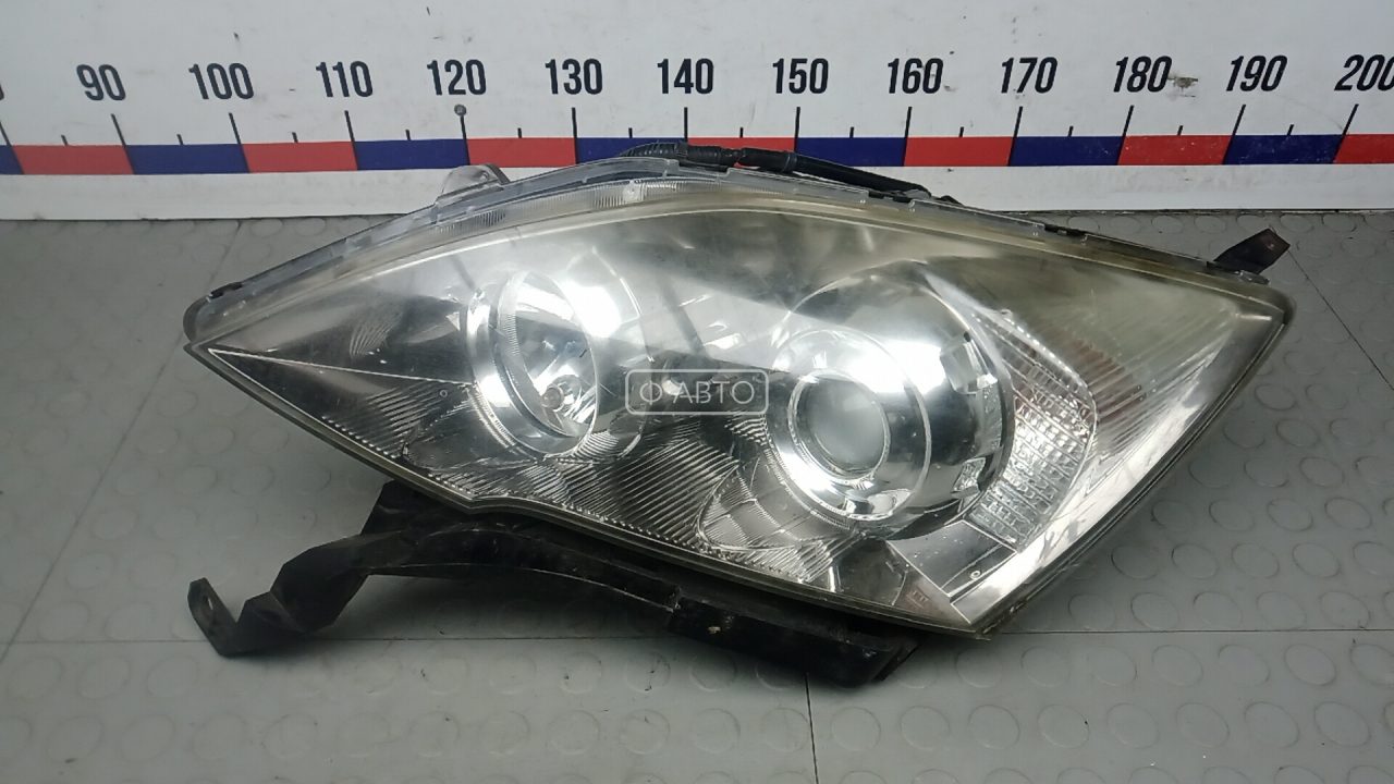 Фара левая