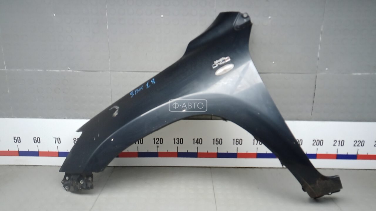 Крыло переднее левое