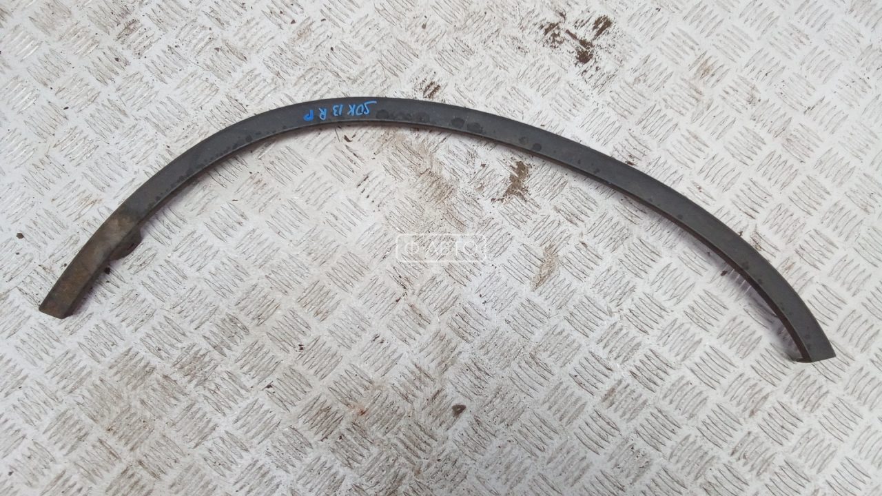 Молдинг крыла переднего правого