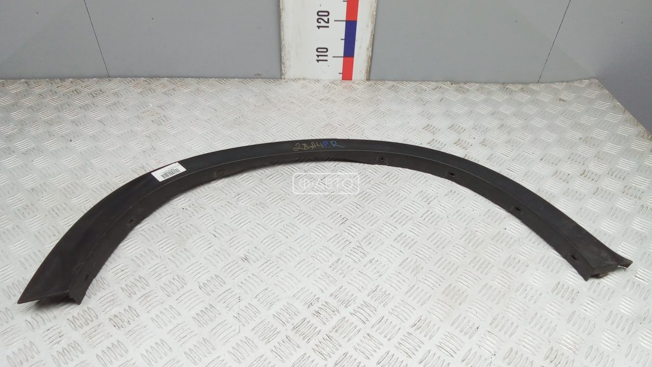 Молдинг крыла переднего правого