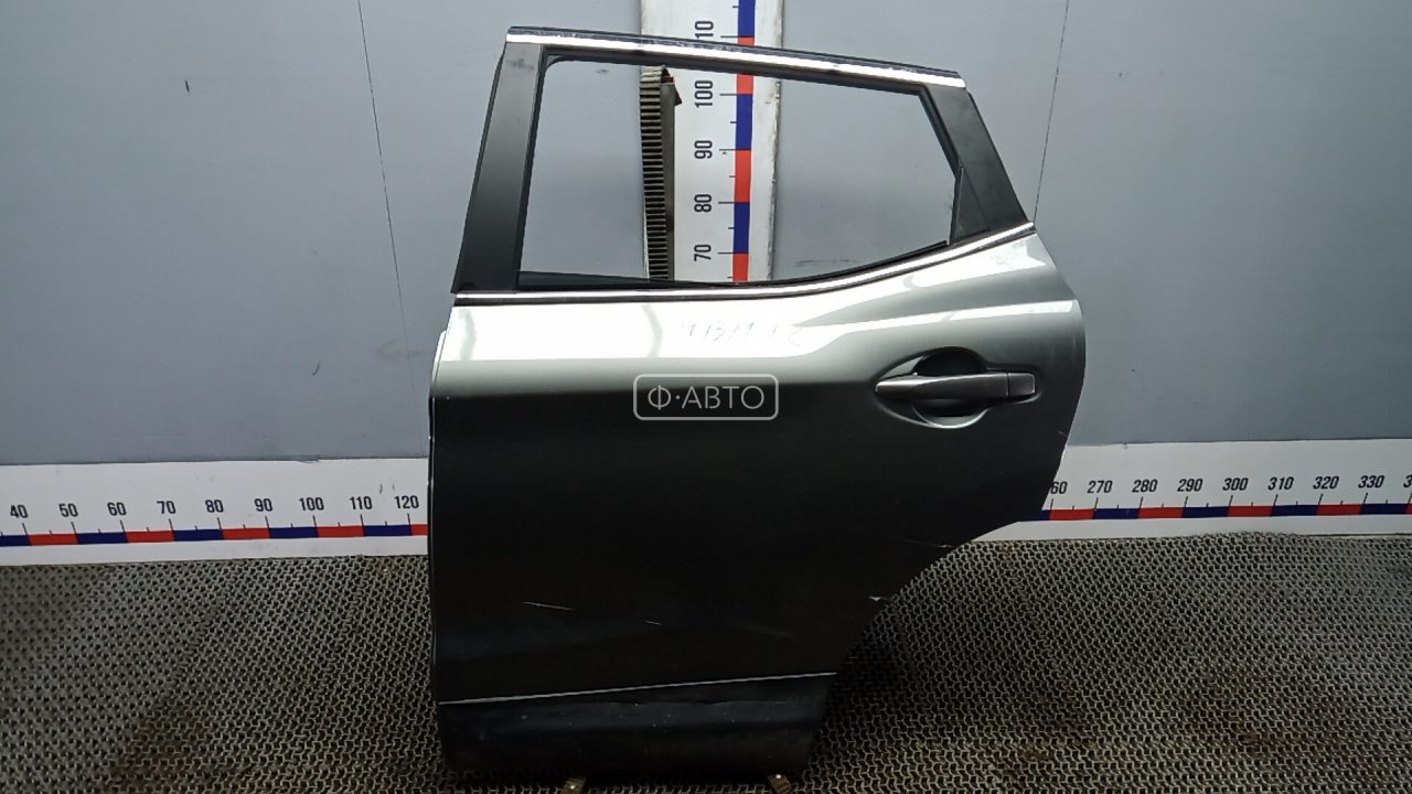 Дверь задняя левая