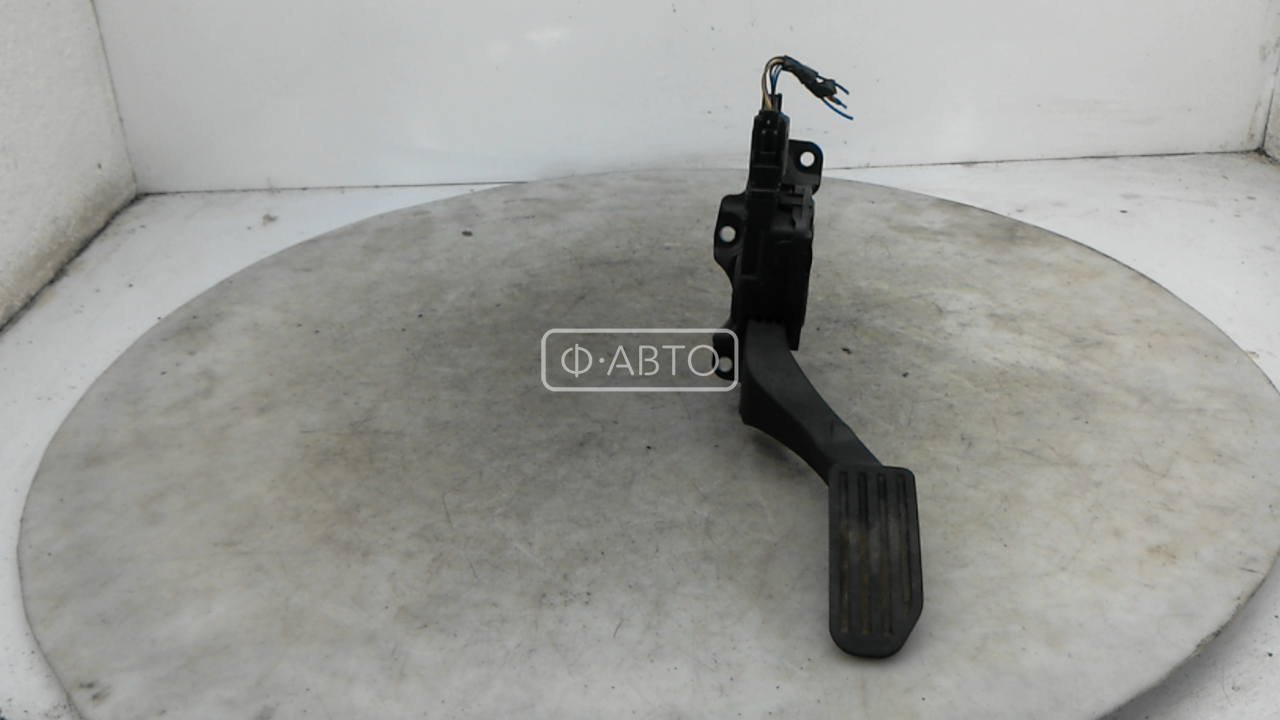 Педаль газа