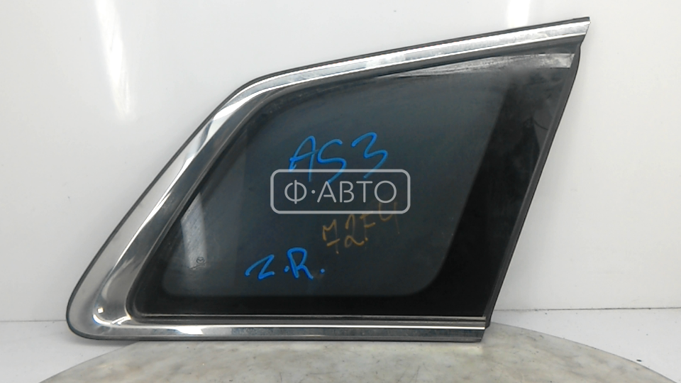 Стекло кузова боковое заднее правое