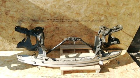 Передняя панель крепления облицовки (телевизор)