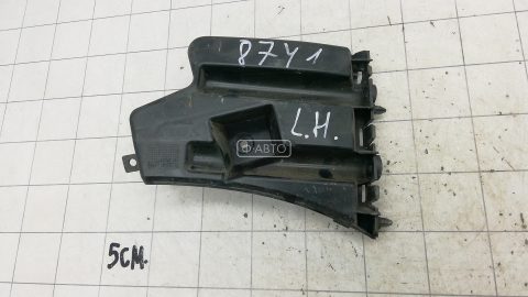 Крепление бампера заднее