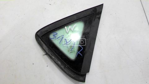 Стекло кузова боковое заднее правое