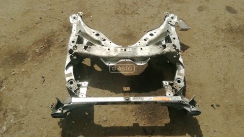 Балка подвески передняя