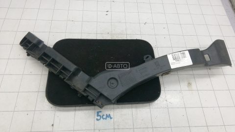 Крепление бампера переднее