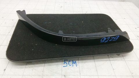 Ус под фонарь левый