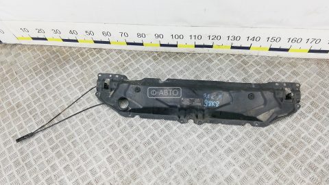 Рамка капота