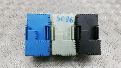 Блок предохранителей