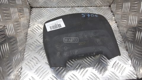 Подушка безопасности водителя