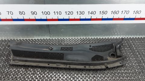 Накладка декоративная (жабо, дождевик)