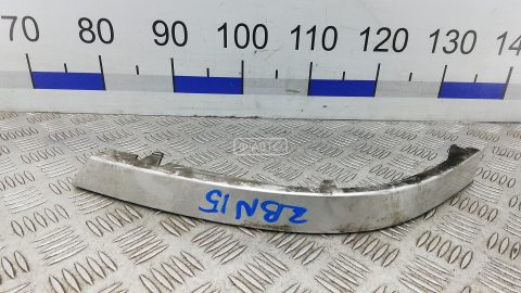 Ус под фонарь правый