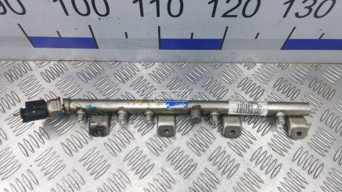 Топливная рампа бензиновая