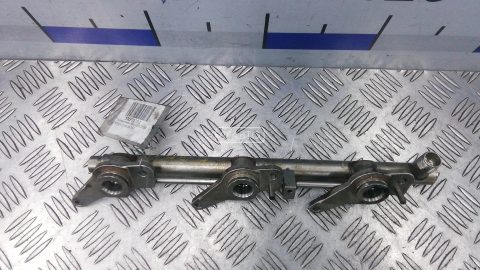 Топливная рампа бензиновая