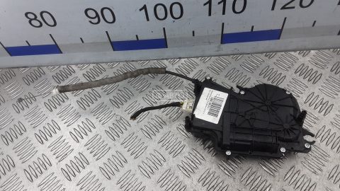 Электропривод багажника