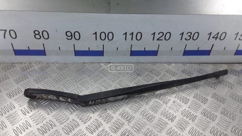 Щеткодержатель лобового стекла