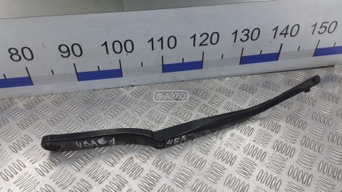 Щеткодержатель лобового стекла