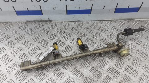 Топливная рампа бензиновая