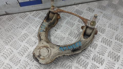 Рычаг передний верхний левый