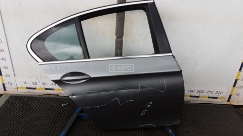 Дверь задняя правая