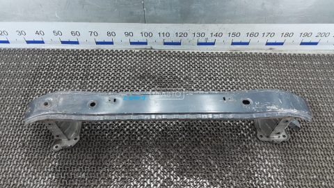 Усилитель бампера передний (кронштейн)