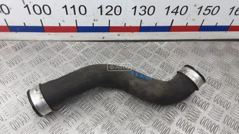 Патрубок интеркулера