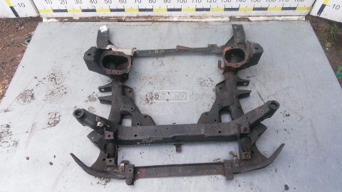 Балка подвески передняя