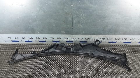 Накладка декоративная (жабо, дождевик)