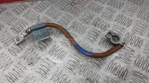 Клемма аккумулятора минус