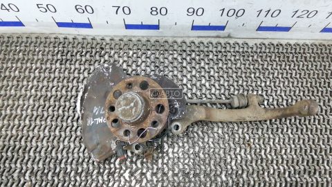 Ступица передняя левая