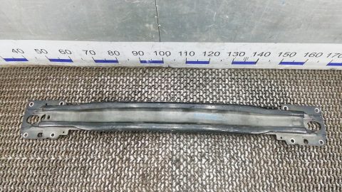 Усилитель бампера задний