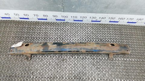 Усилитель бампера передний (кронштейн)