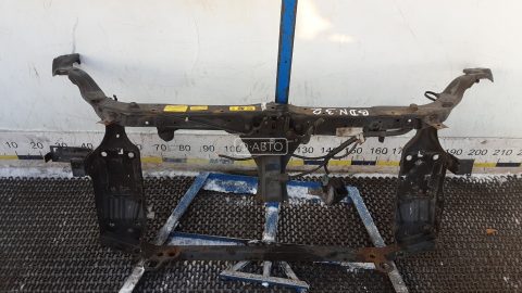 Передняя панель крепления облицовки (телевизор)