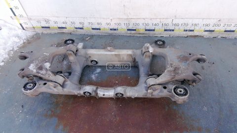 Балка задняя